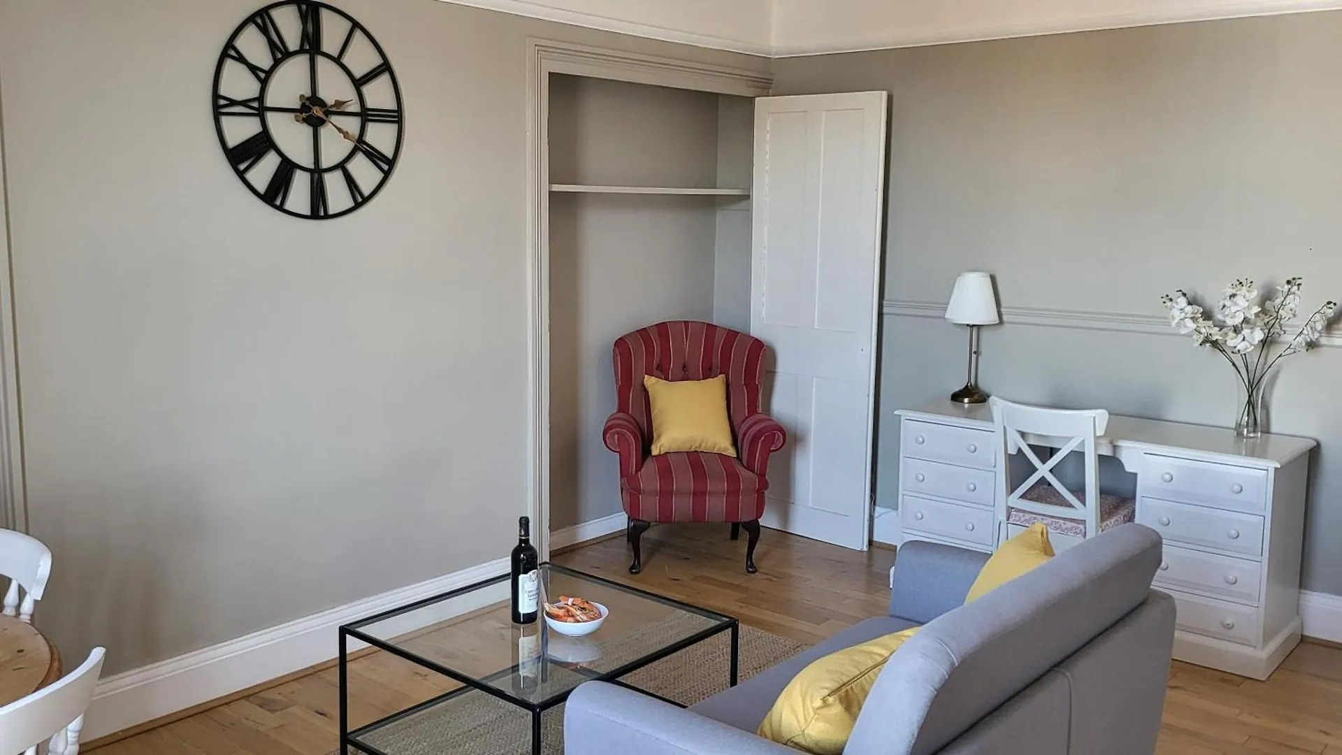 Devon House Villa Exeter United Kingdom